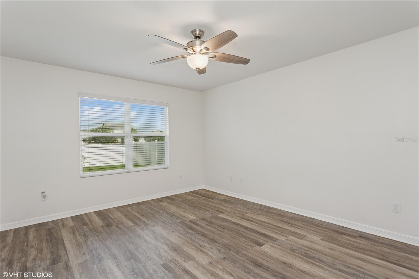 Image 7 of 45 For 4005 Willow Branch Place