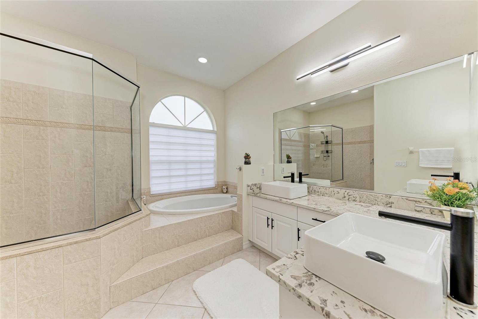 Image 25 of 40 For 7327 38th Court East