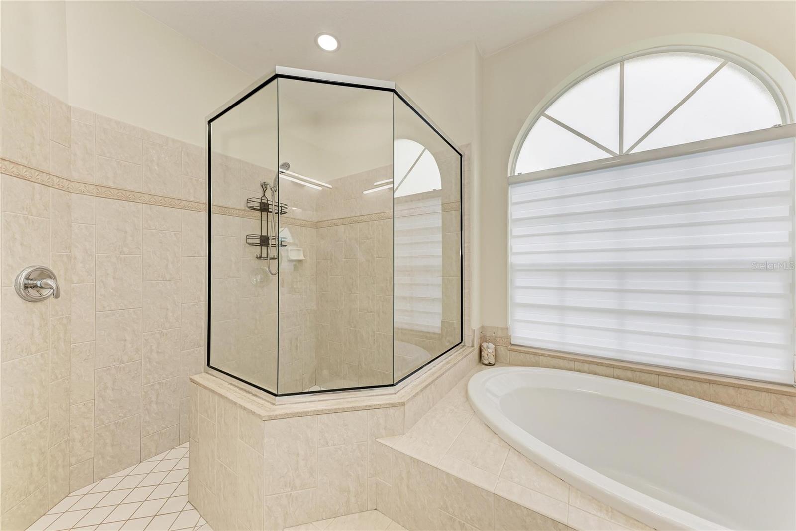 Image 26 of 40 For 7327 38th Court East