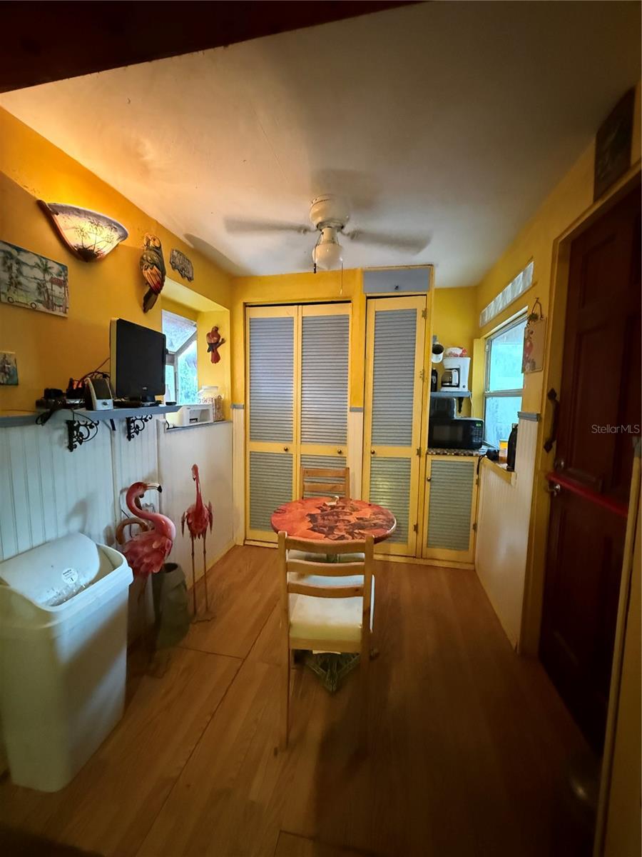 Image 8 of 13 For 5011 Elfrida Avenue