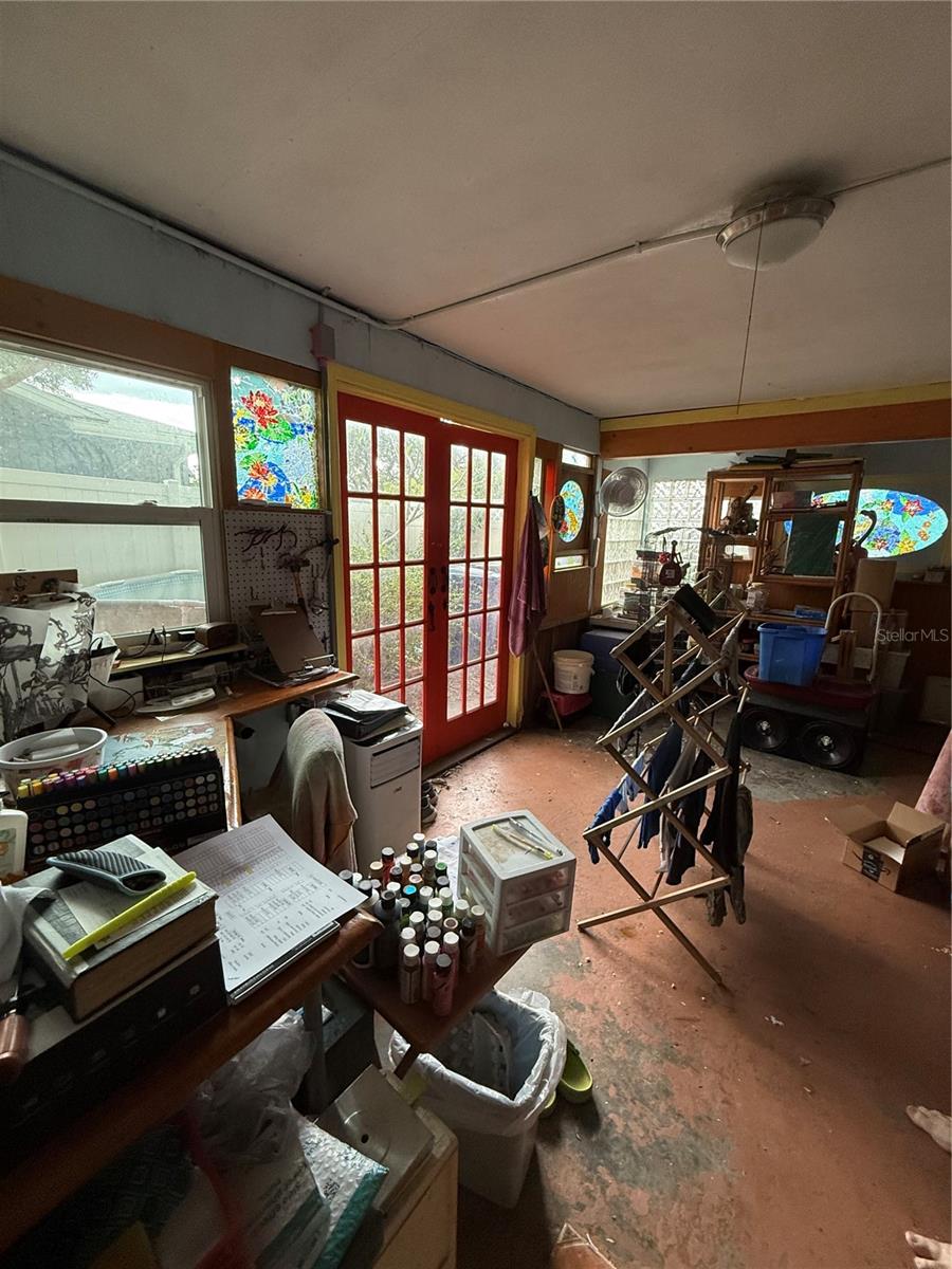 Image 9 of 13 For 5011 Elfrida Avenue