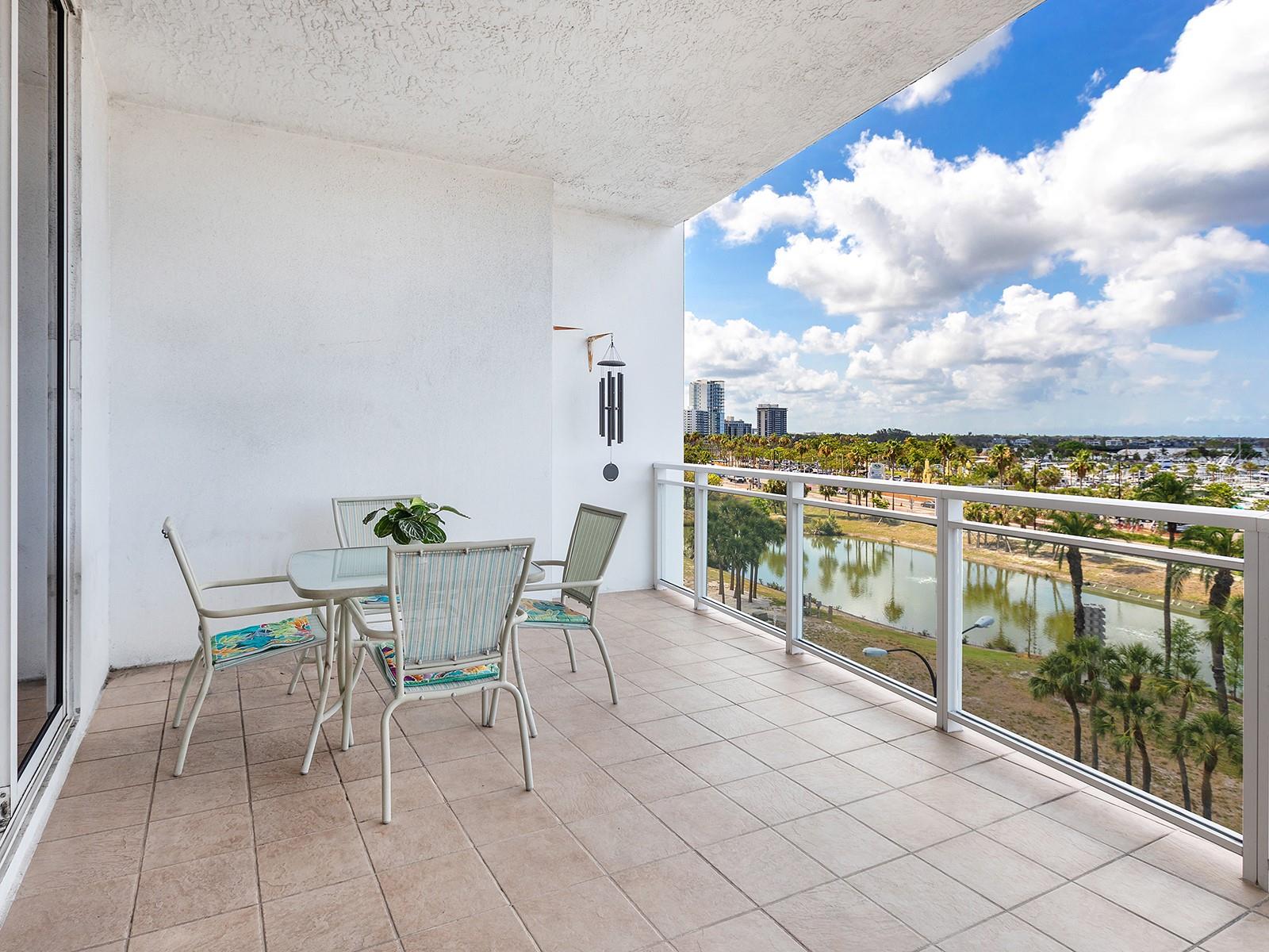Image 37 of 47 For 1233 Gulfstream Avenue 401