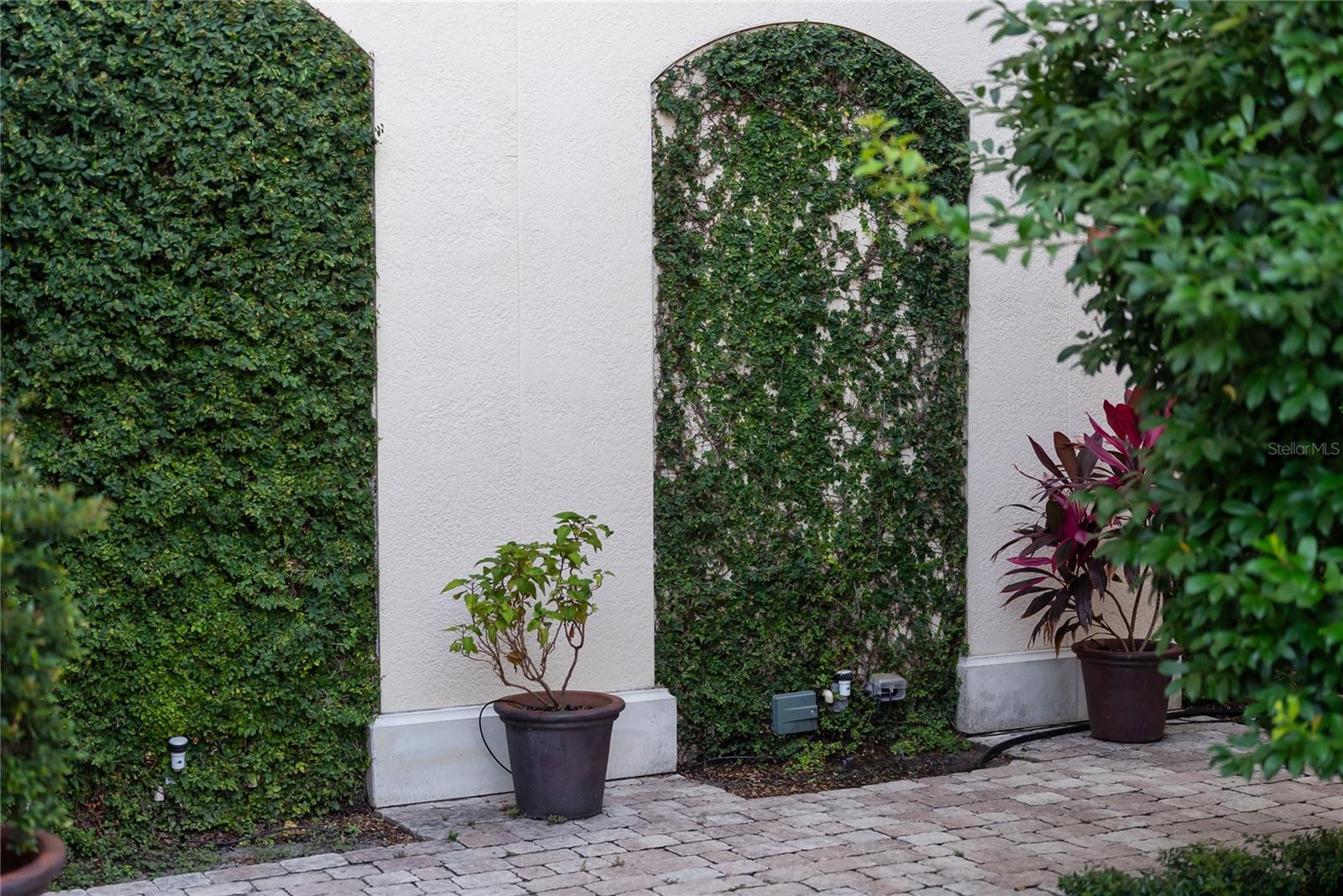 Image 73 of 74 For 525 Orange Avenue 302