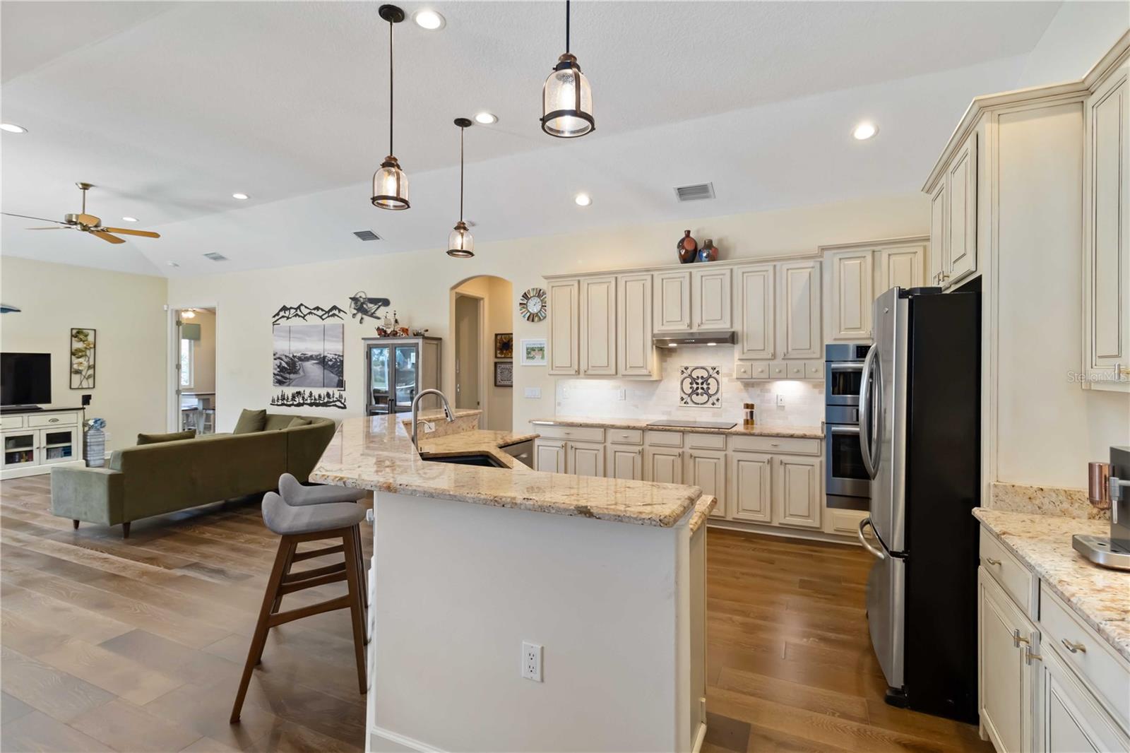 Image 10 of 30 For 4958 Gardiners Bay Circle