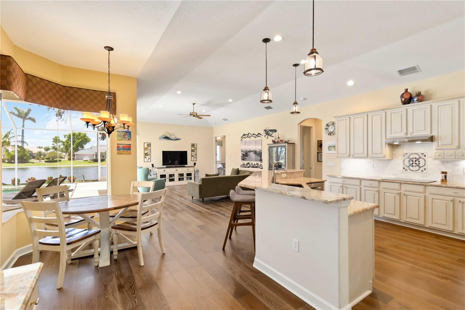 Image 9 of 30 For 4958 Gardiners Bay Circle
