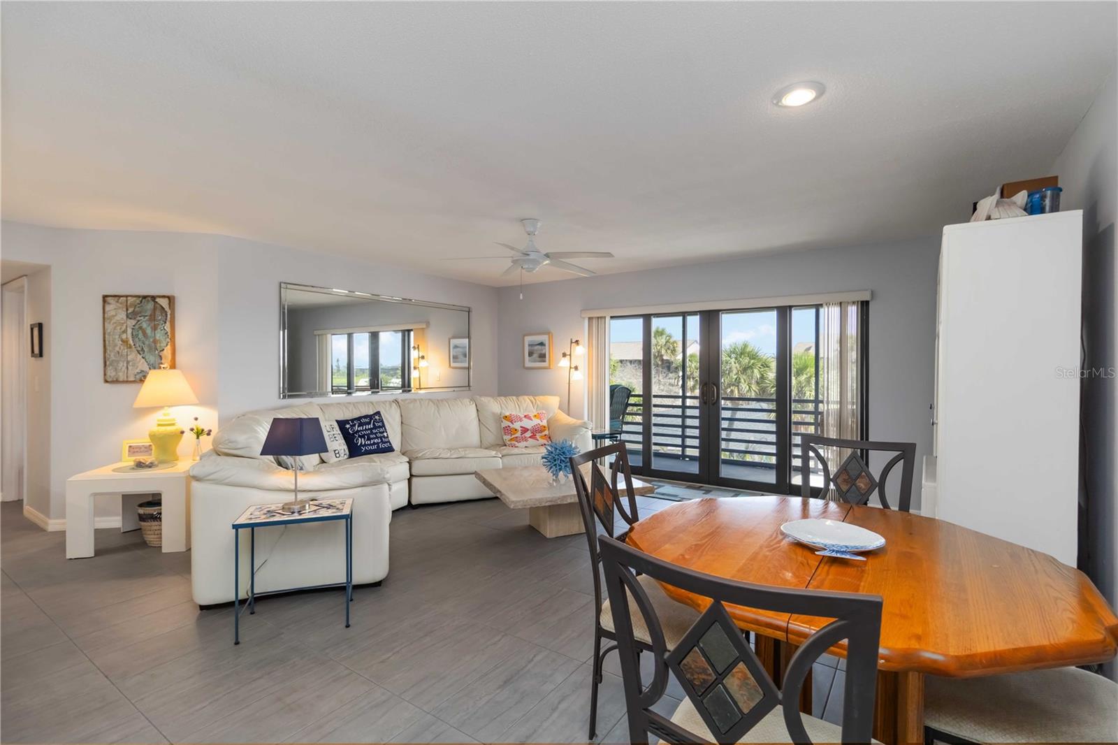 Image 12 of 39 For 2729 North Beach Road 212