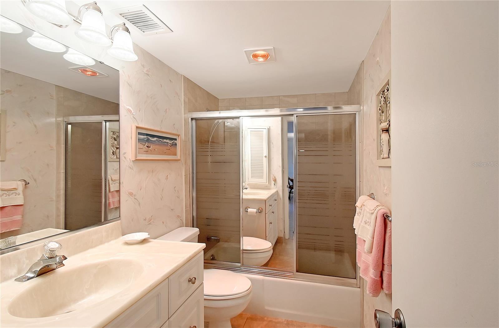 Image 21 of 37 For 1350 Portofino Drive 402