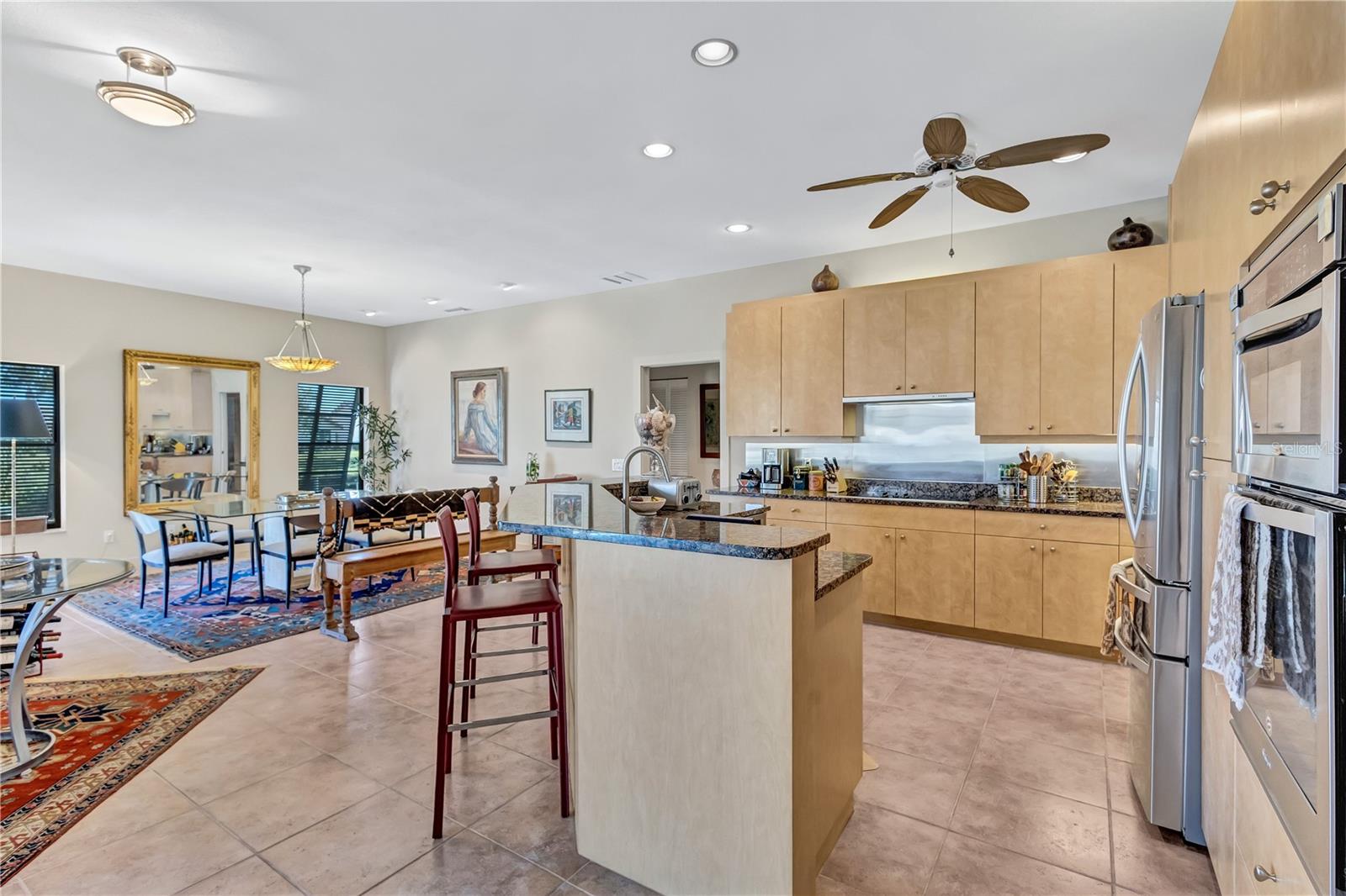 Image 17 of 97 For 105 Inlets Boulevard 105