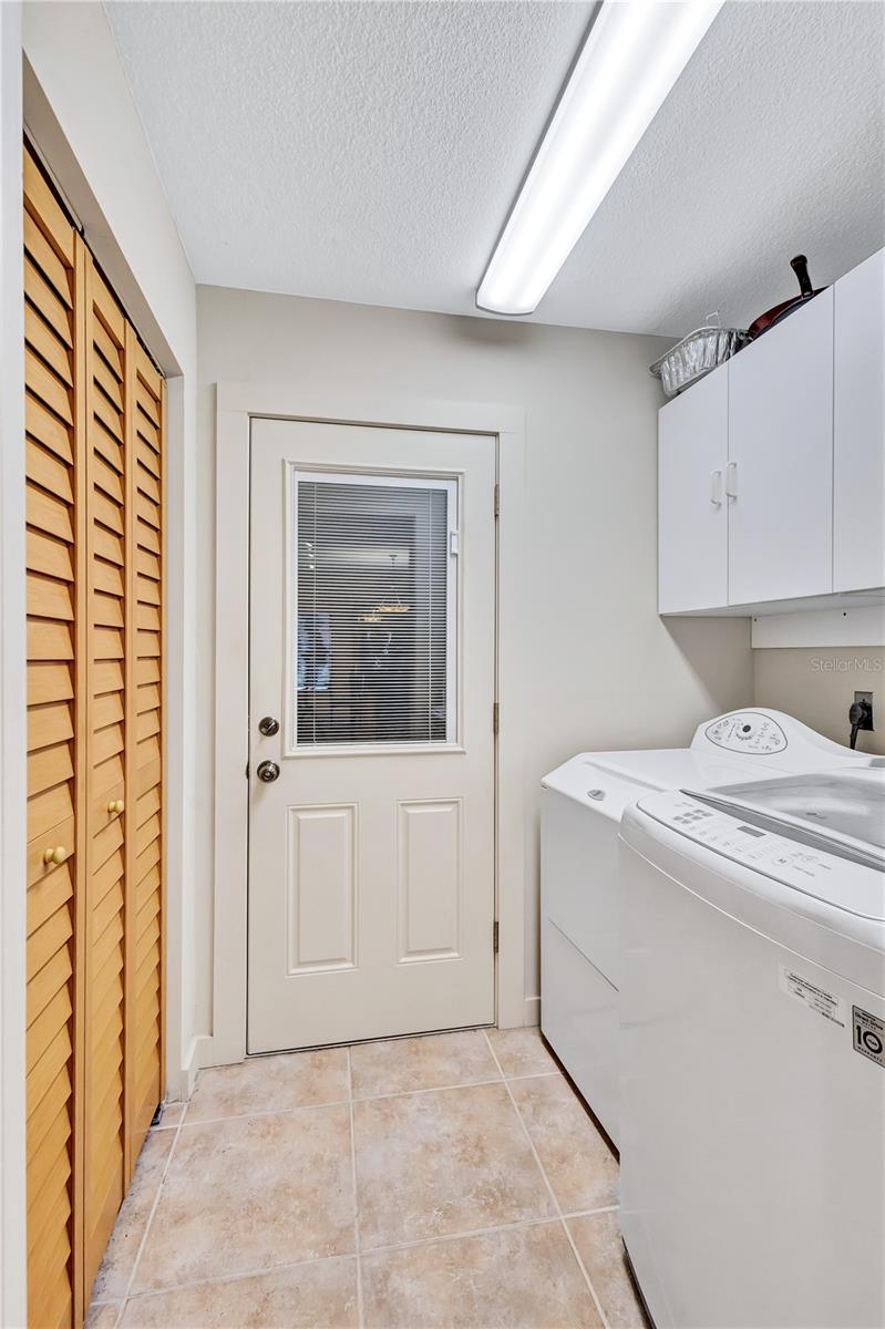 Image 23 of 97 For 105 Inlets Boulevard 105