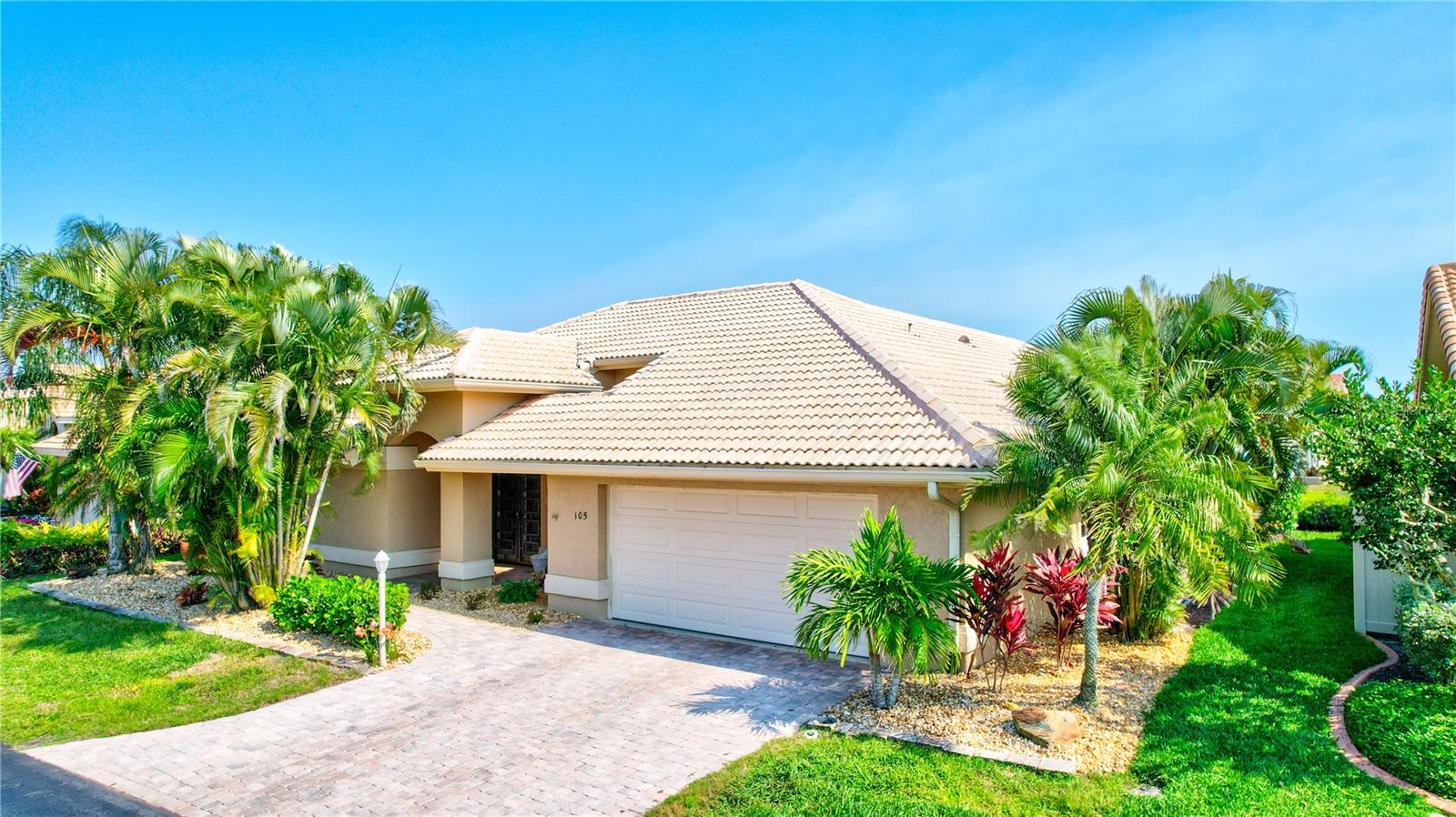 Image 3 of 97 For 105 Inlets Boulevard 105