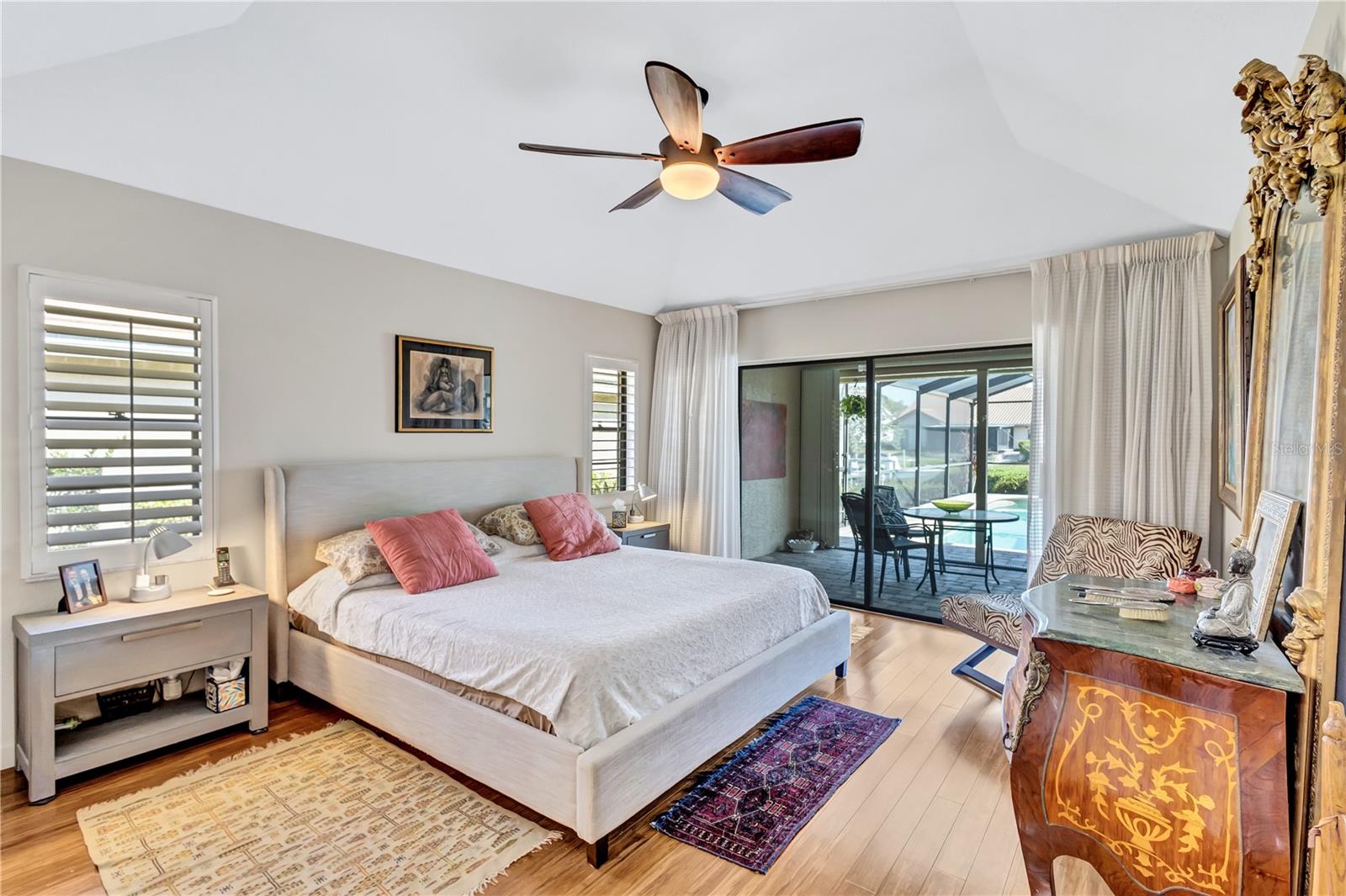Image 30 of 97 For 105 Inlets Boulevard 105