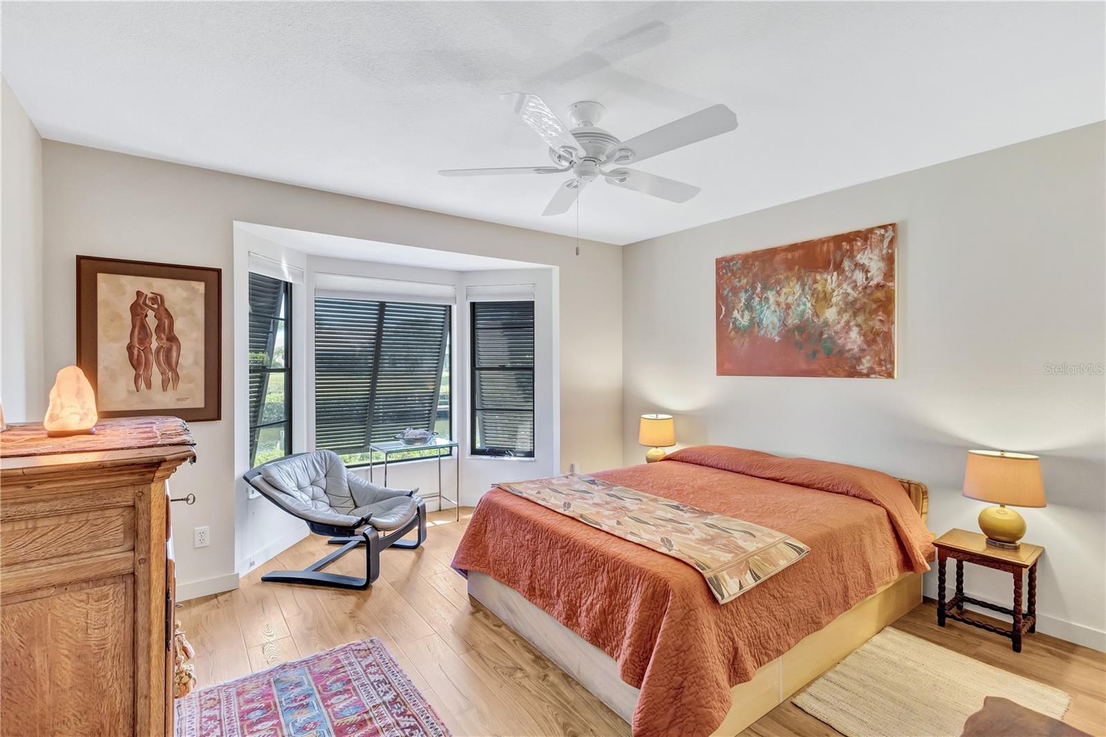 Image 39 of 97 For 105 Inlets Boulevard 105