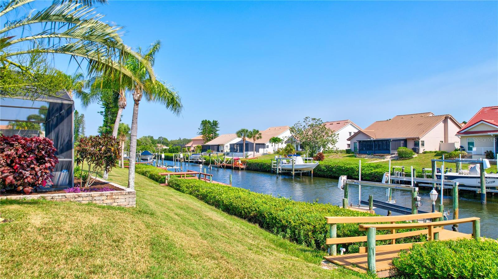 Image 55 of 97 For 105 Inlets Boulevard 105