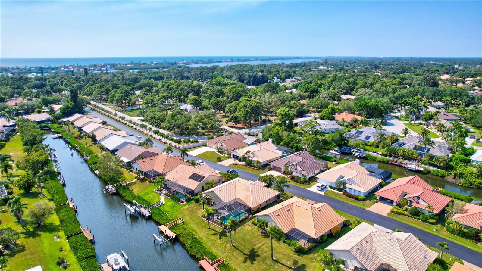 Image 67 of 97 For 105 Inlets Boulevard 105
