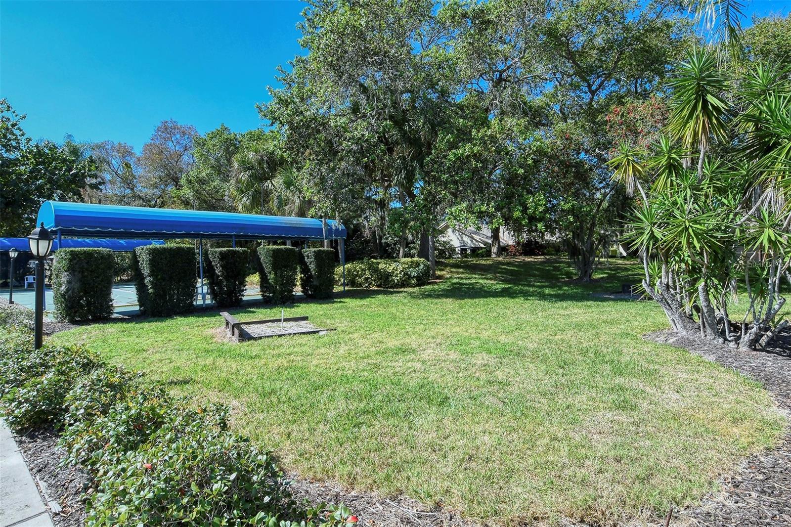 Image 82 of 97 For 105 Inlets Boulevard 105