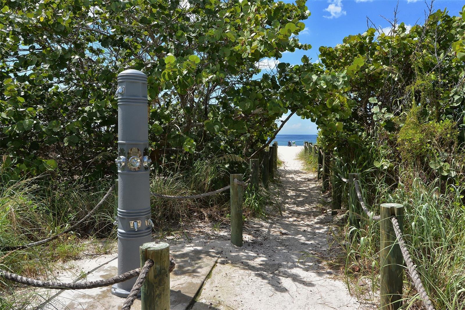 Image 87 of 97 For 105 Inlets Boulevard 105