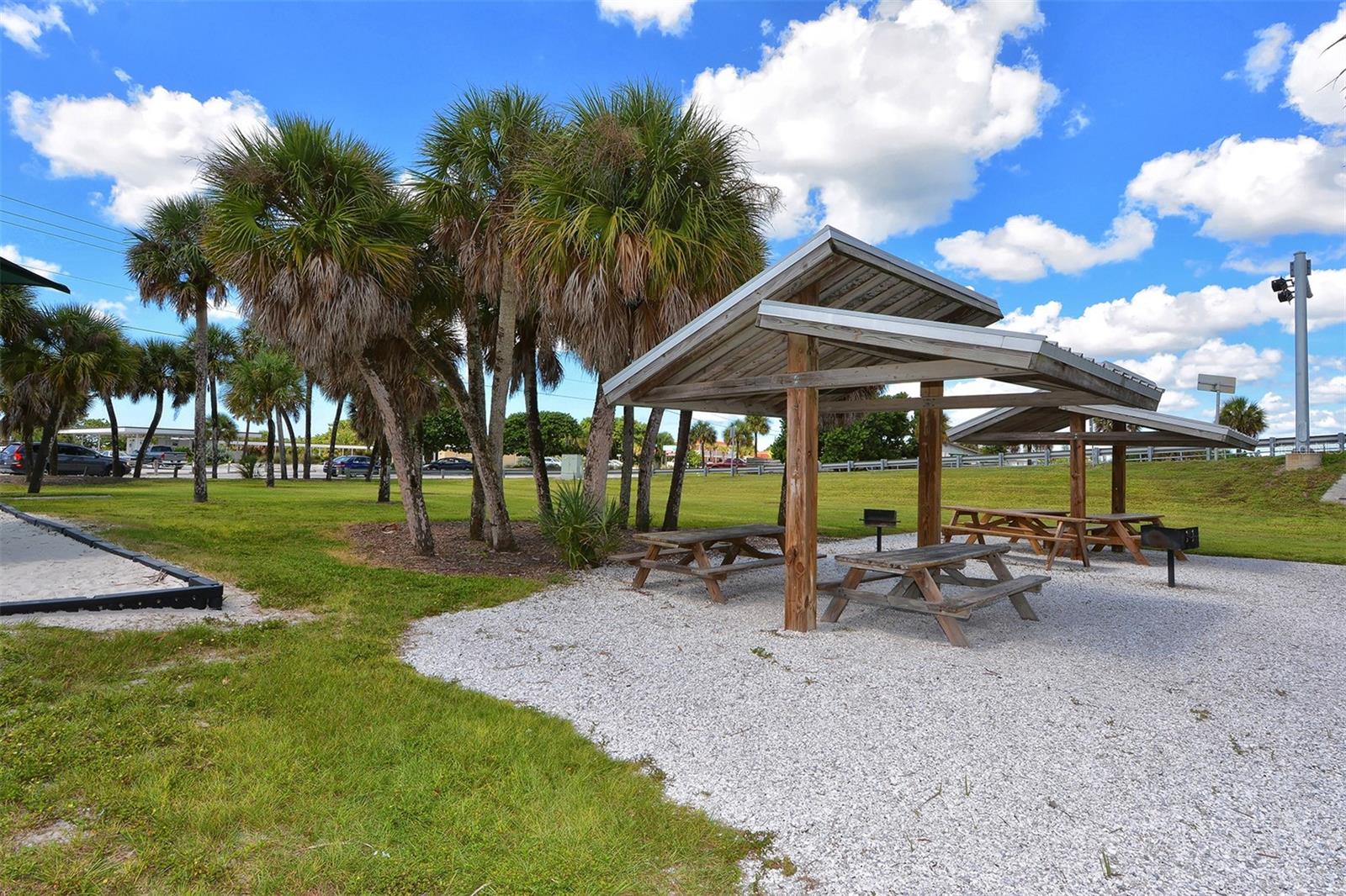 Image 96 of 97 For 105 Inlets Boulevard 105