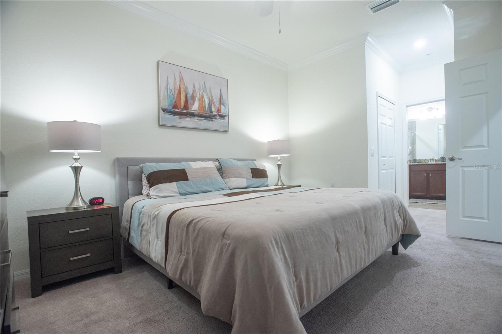Image 24 of 37 For 17108 Vardon Terrace 401