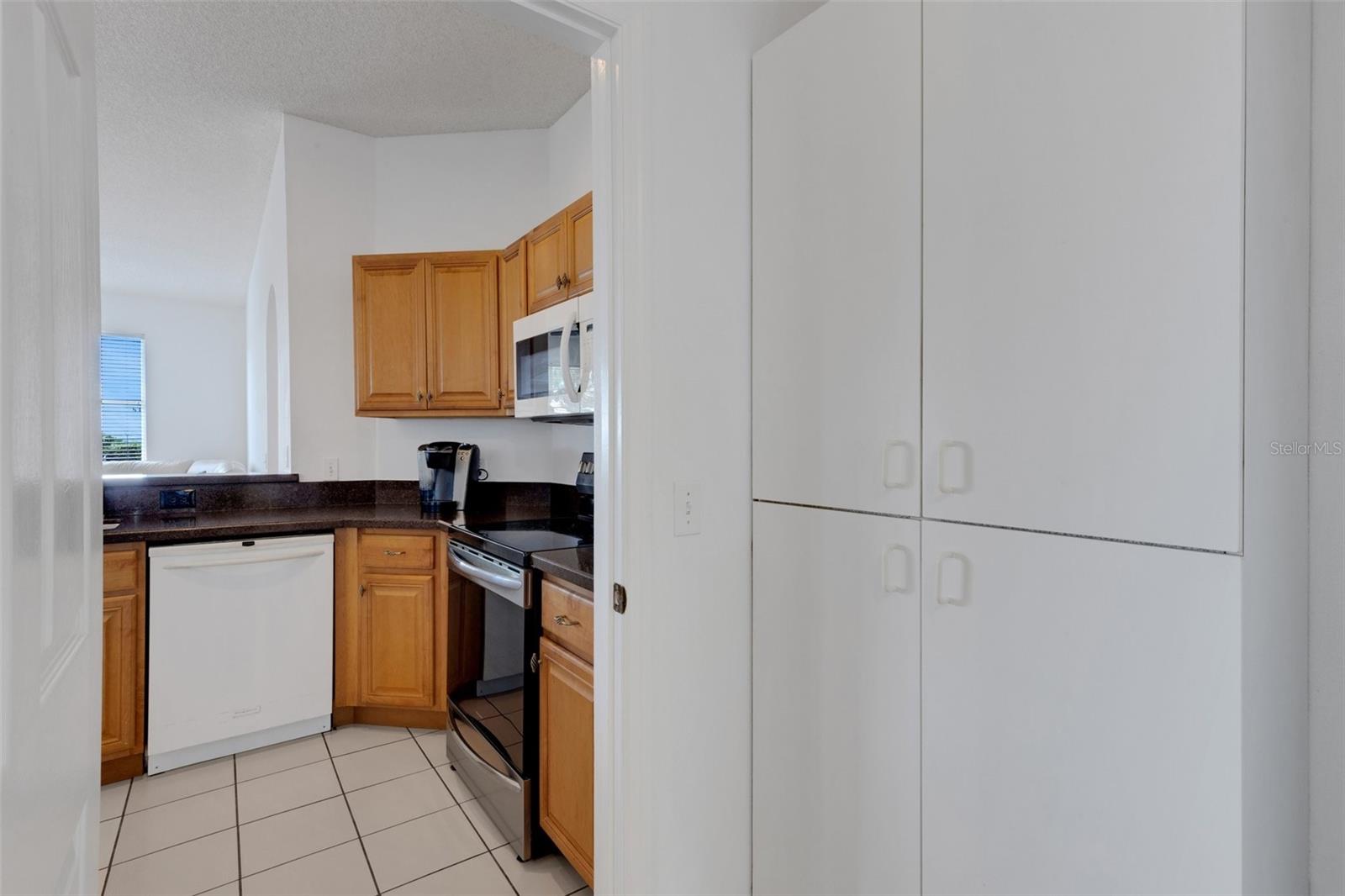 Image 19 of 69 For 9402 71st Avenue E