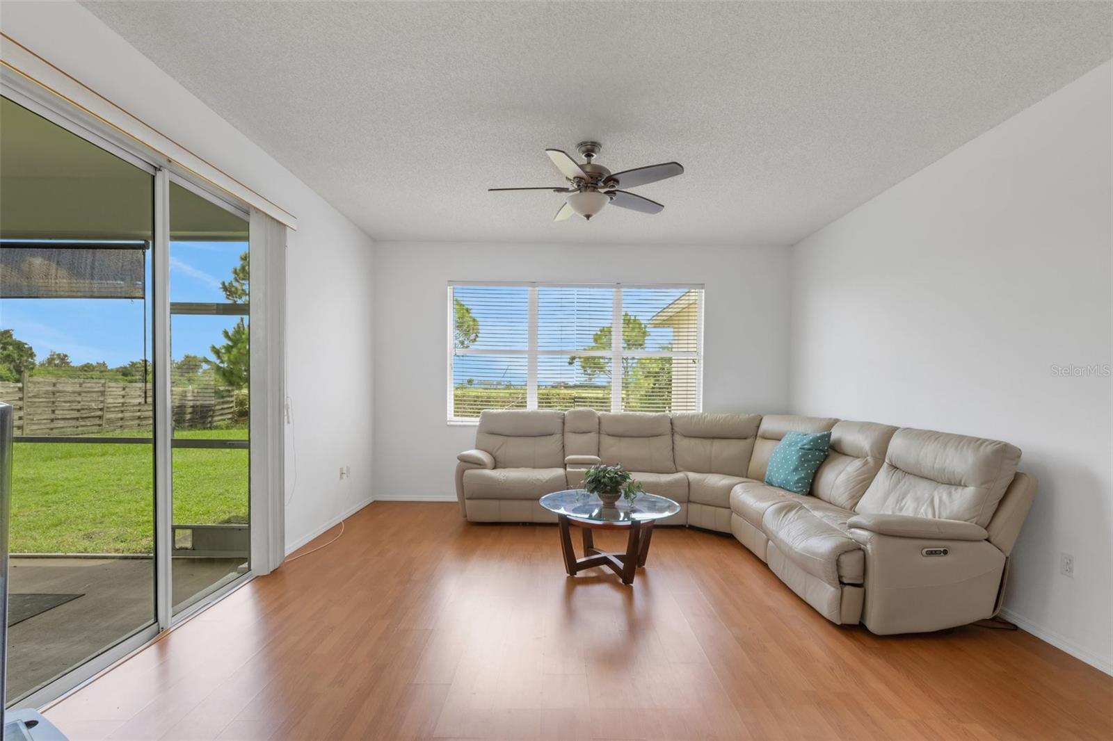 Image 21 of 69 For 9402 71st Avenue E