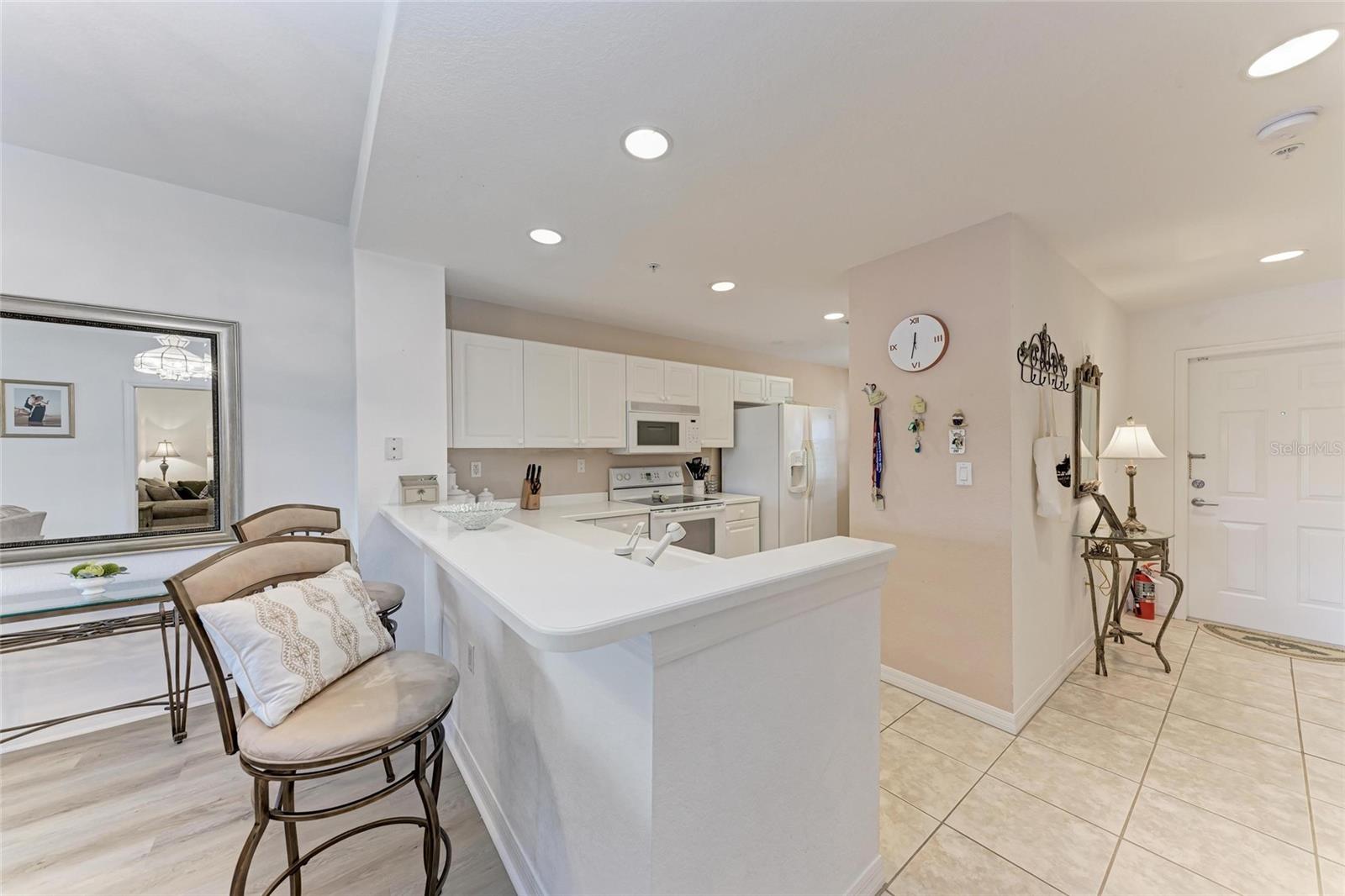 Image 13 of 45 For 6326 Grand Oak Circle 203