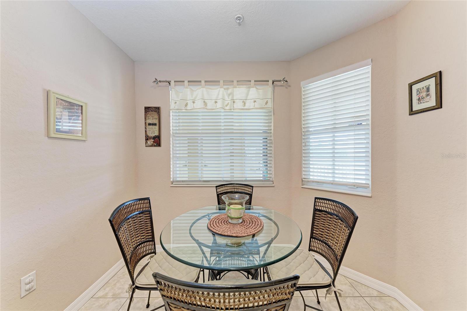 Image 15 of 45 For 6326 Grand Oak Circle 203