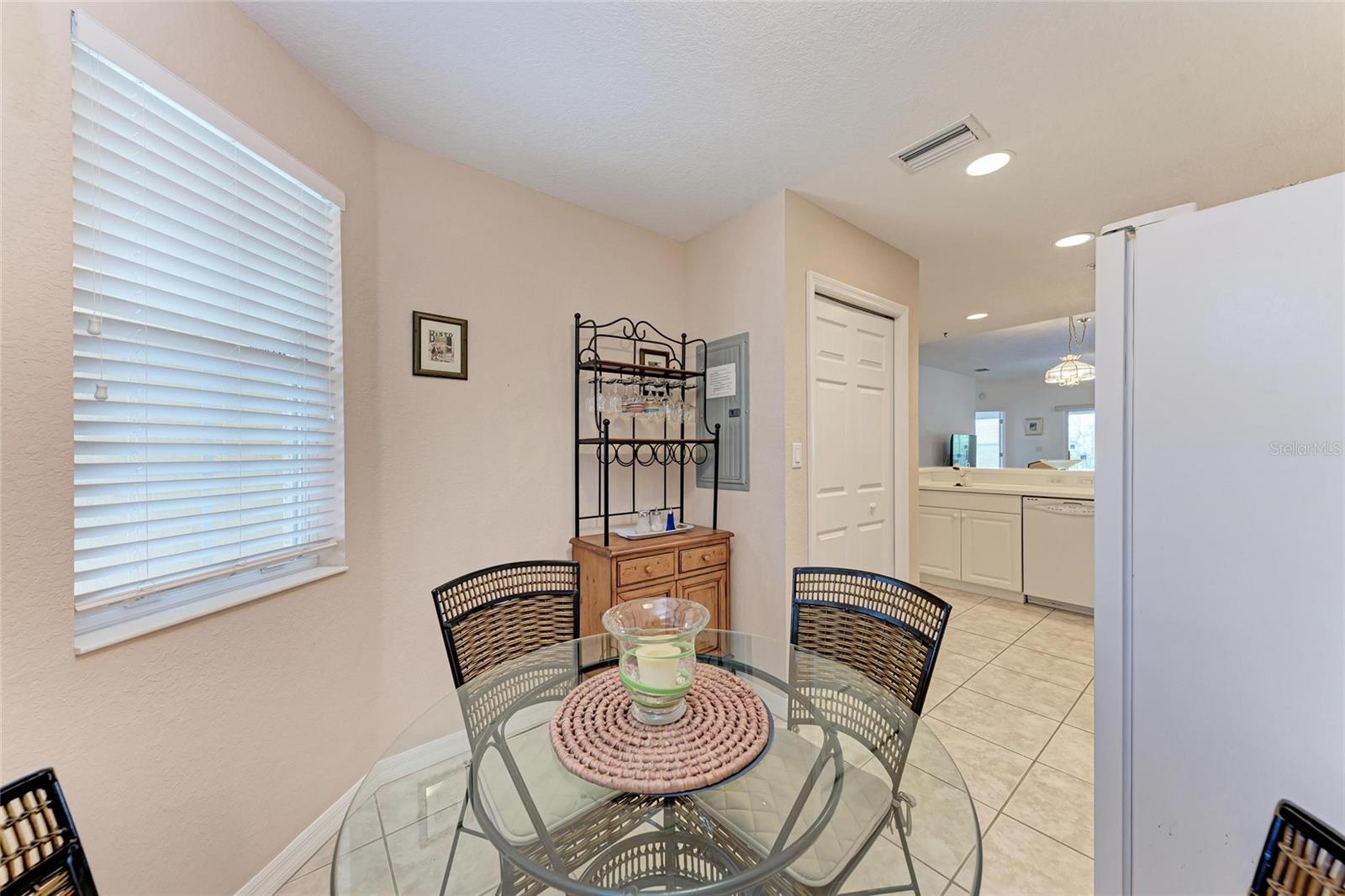 Image 16 of 45 For 6326 Grand Oak Circle 203