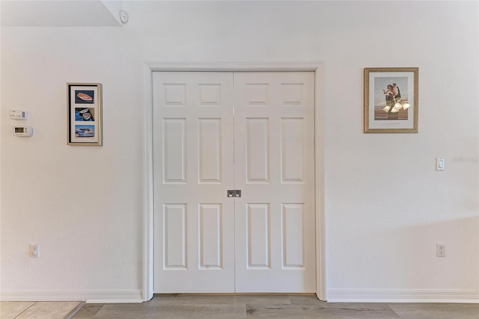 Image 18 of 45 For 6326 Grand Oak Circle 203