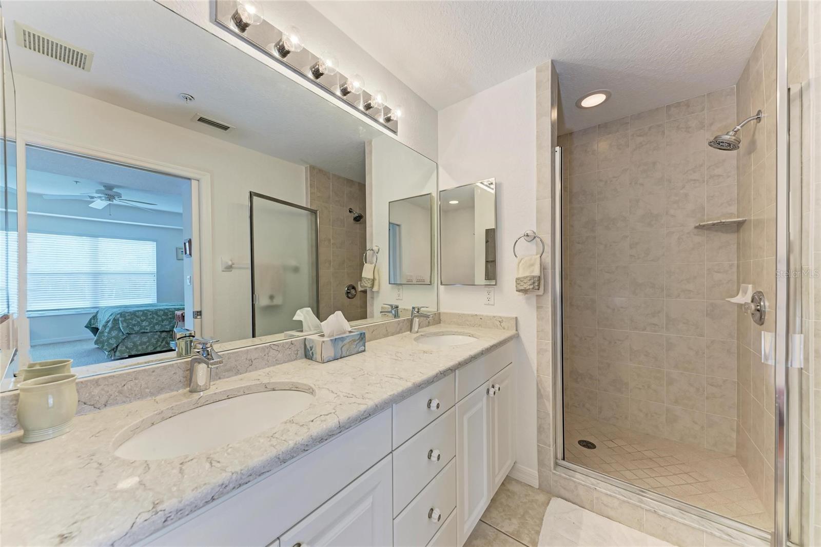 Image 30 of 45 For 6326 Grand Oak Circle 203