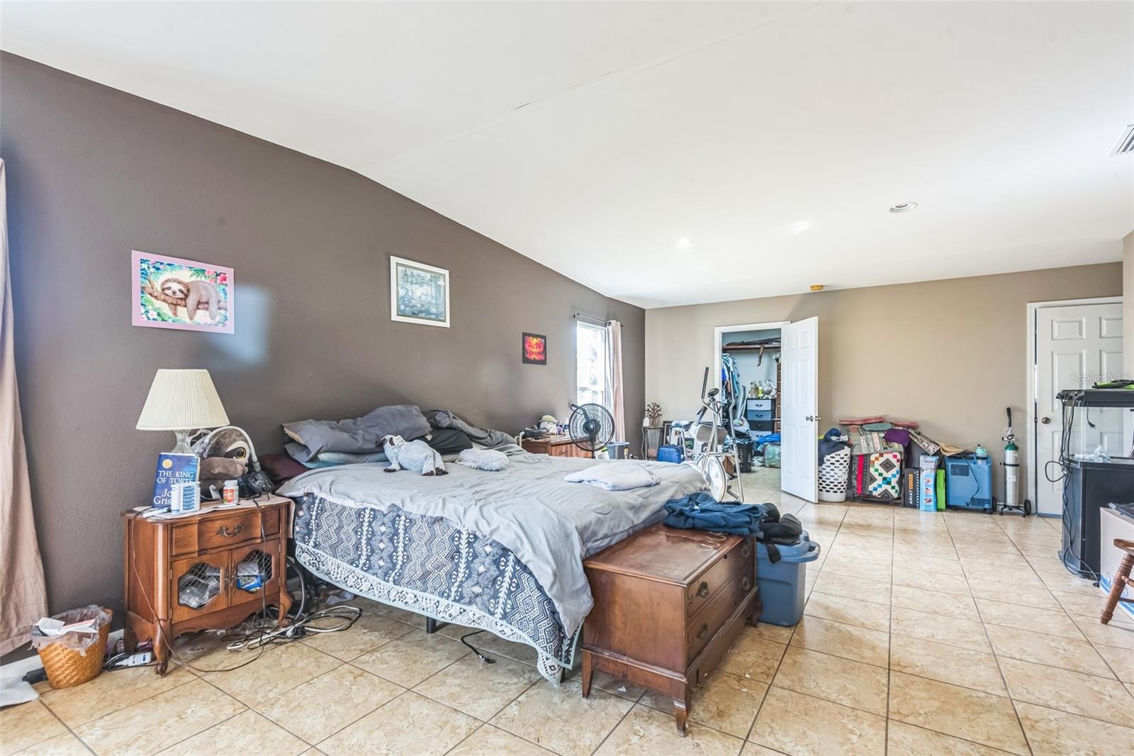 Image 10 of 26 For 225 Sherwood Lane