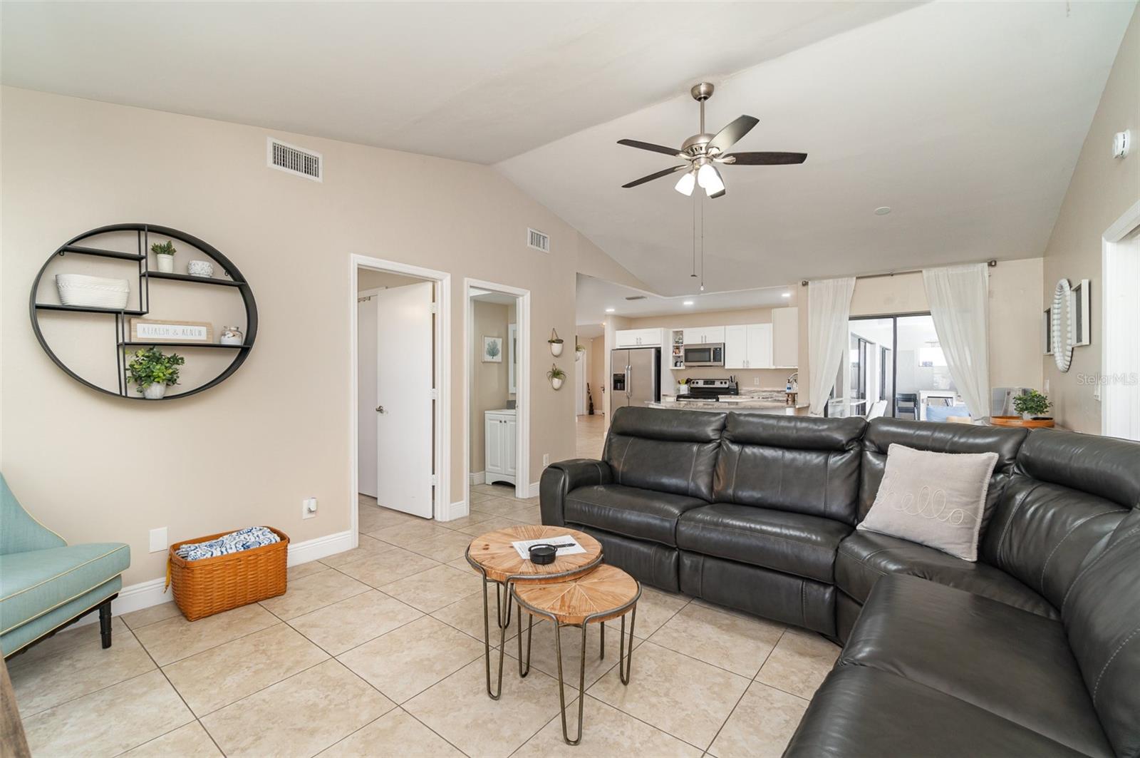 Image 11 of 29 For 3411 2nd Avenue