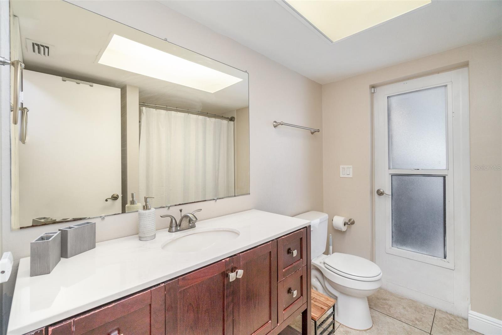 Image 17 of 29 For 3411 2nd Avenue