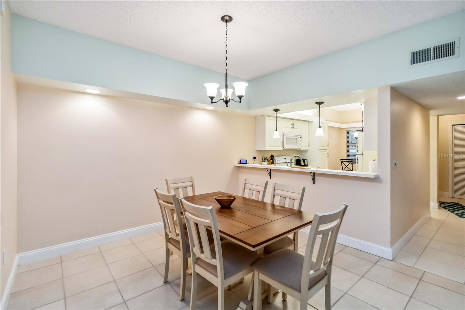 Image 10 of 35 For 5734 Ashton Lake Drive 7
