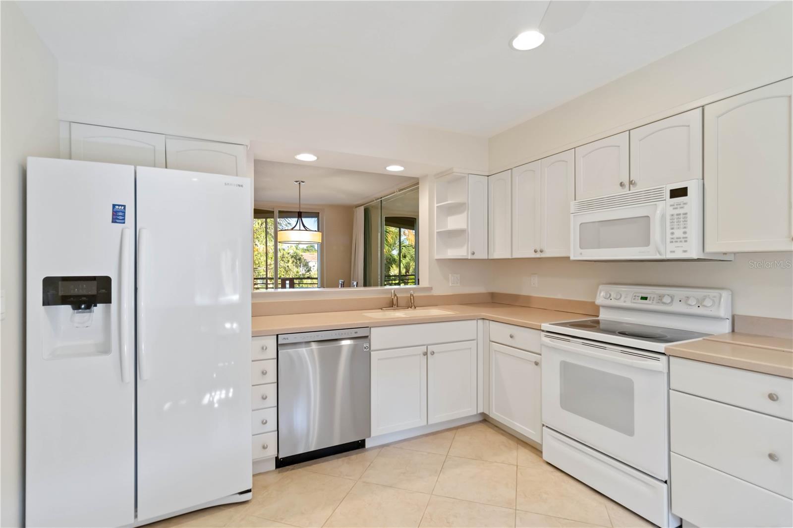 Image 11 of 60 For 6101 34th Street W 11c
