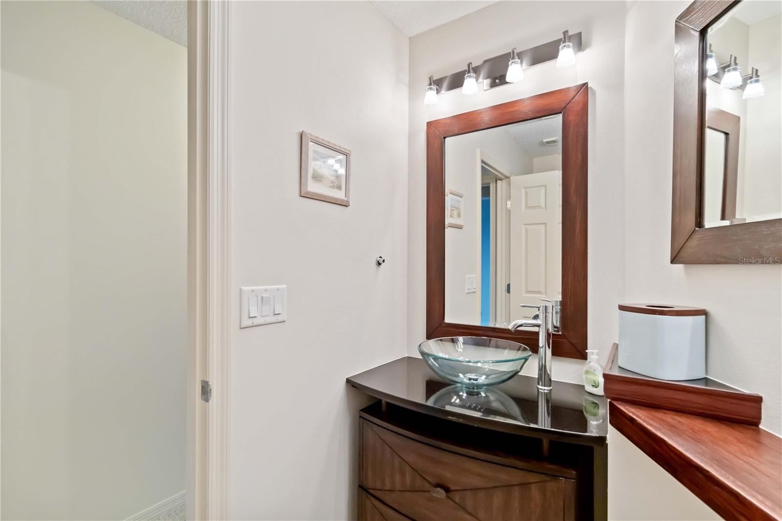 Image 32 of 60 For 6101 34th Street W 11c