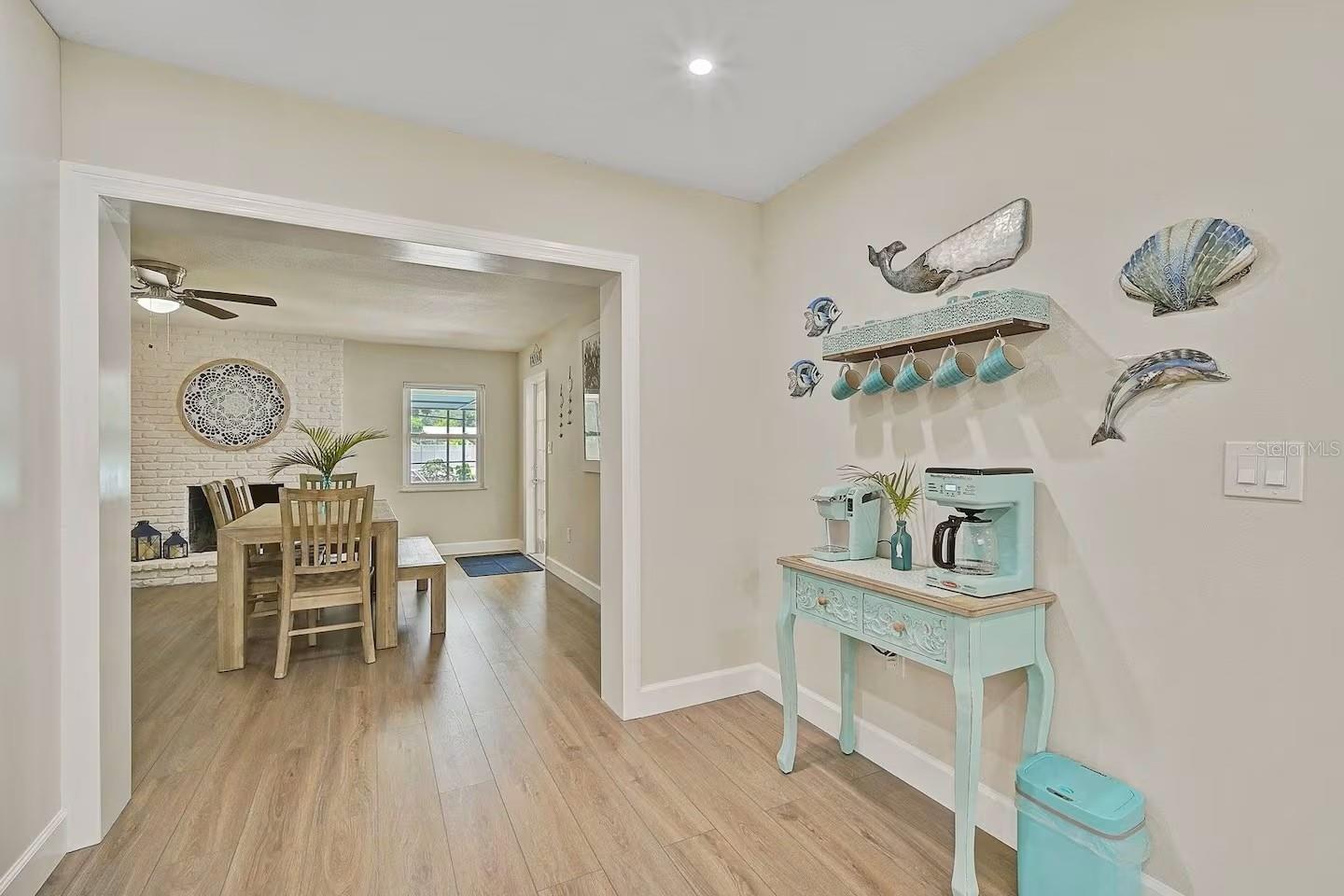 Image 16 of 45 For 8007 17th Avenue Nw