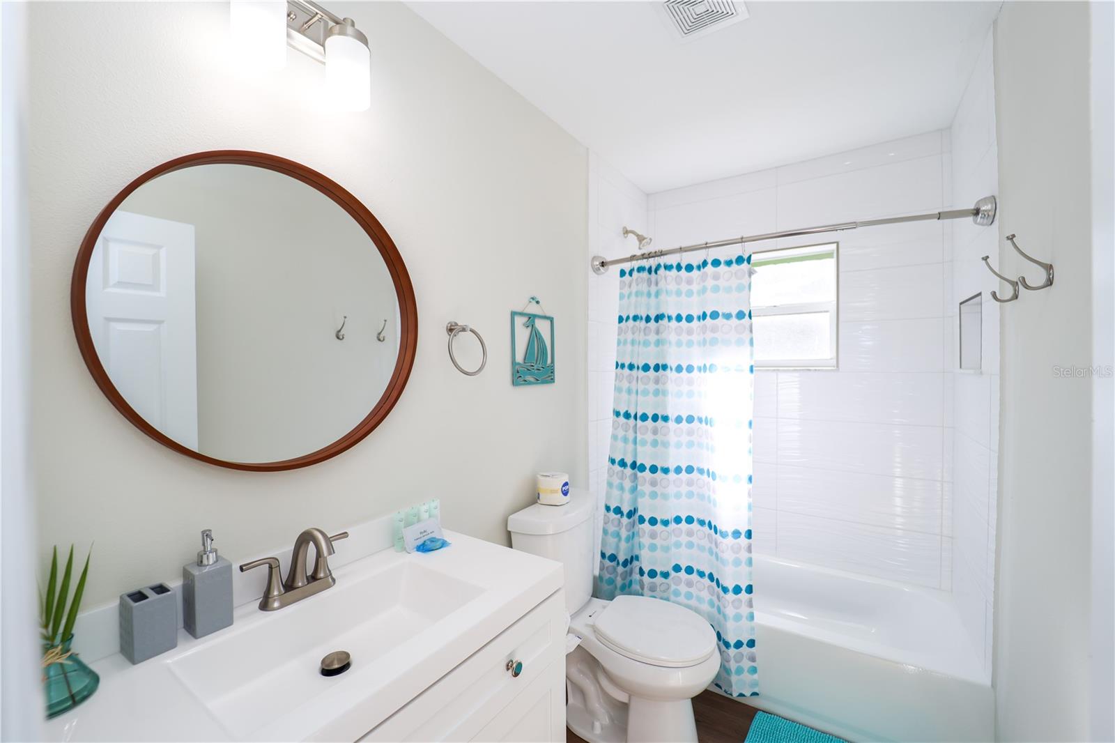 Image 31 of 45 For 8007 17th Avenue Nw