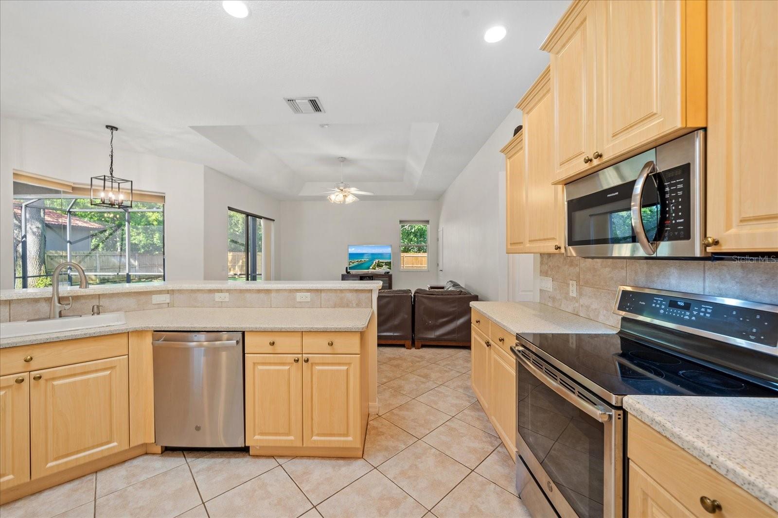 Image 13 of 48 For 5584 Eastwind Drive