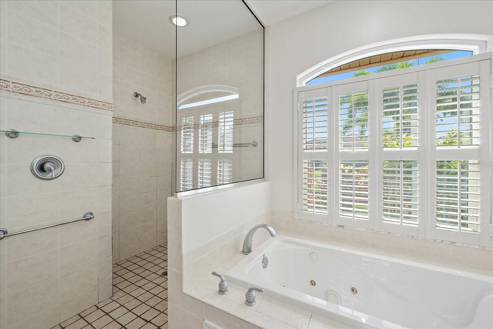 Image 22 of 48 For 5584 Eastwind Drive