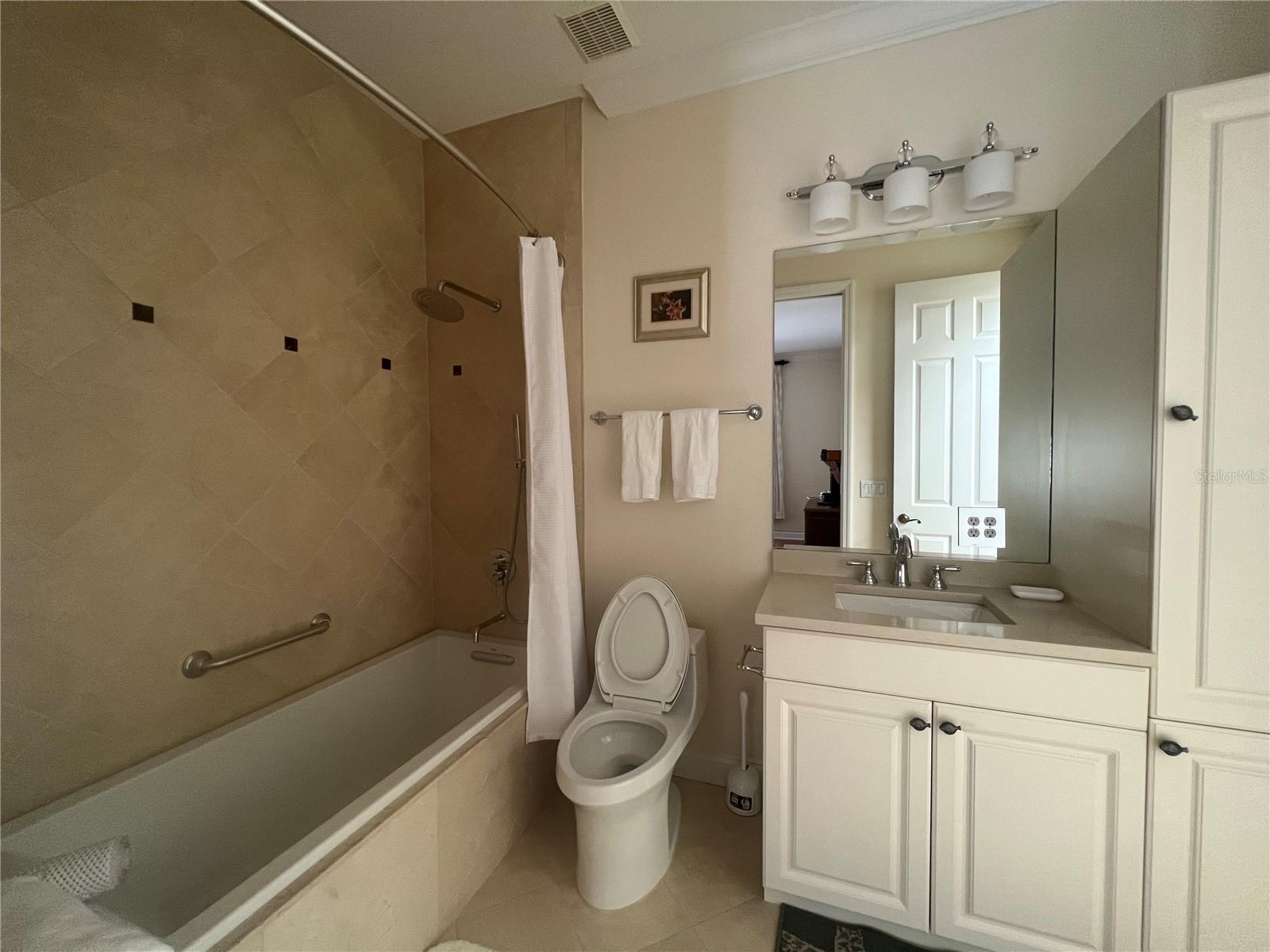 Image 6 of 17 For 3405 54th Drive W 103