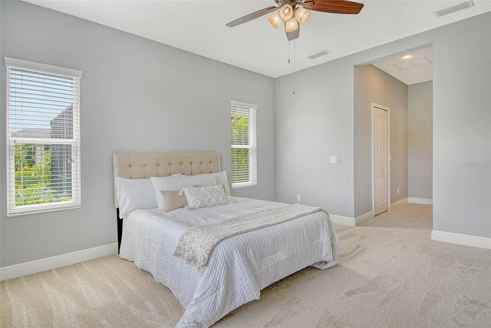Image 18 of 37 For 12331 Halfmoon Lake Terrace