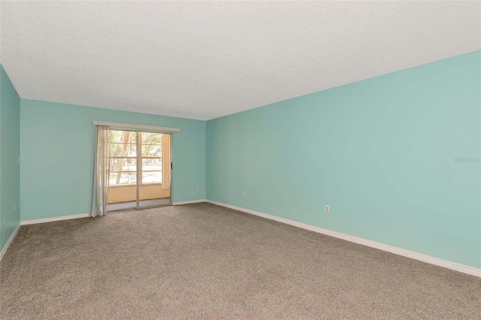 Image 11 of 44 For 3072 Lake Bayshore Drive 119