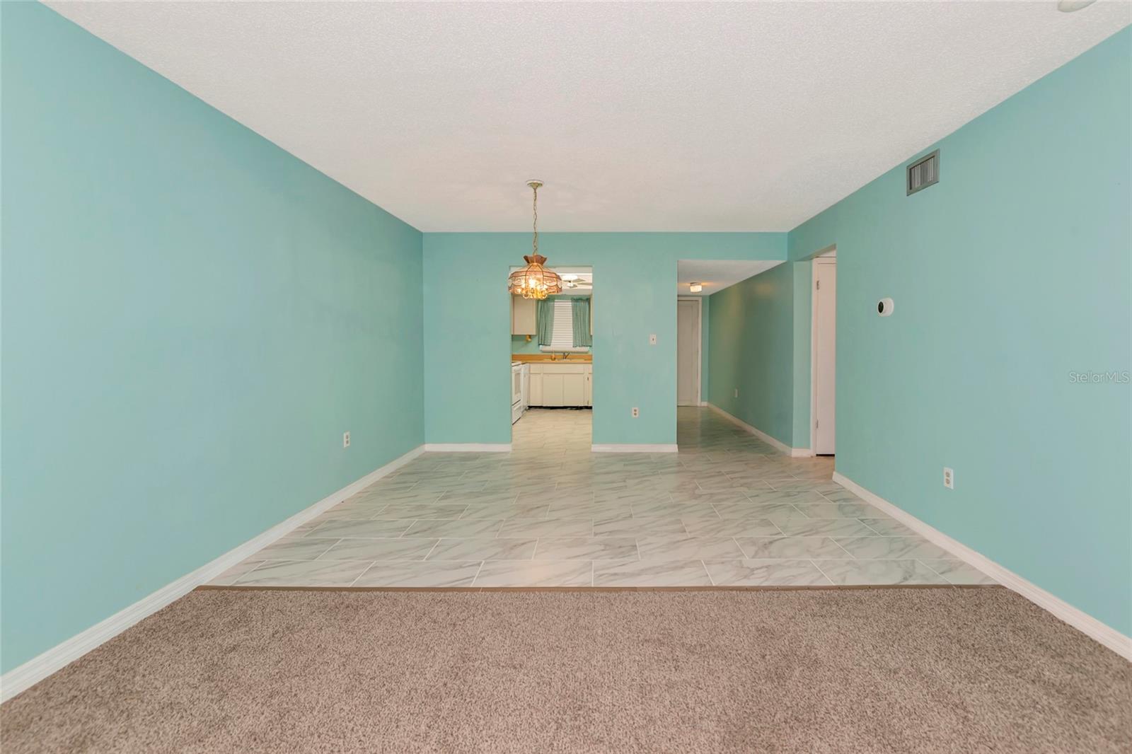 Image 2 of 44 For 3072 Lake Bayshore Drive 119