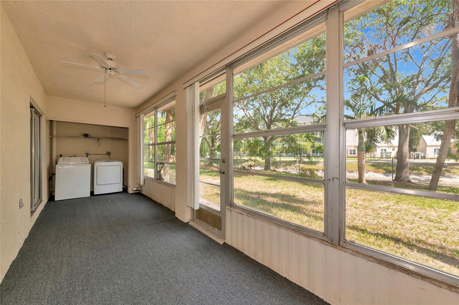 Image 25 of 44 For 3072 Lake Bayshore Drive 119