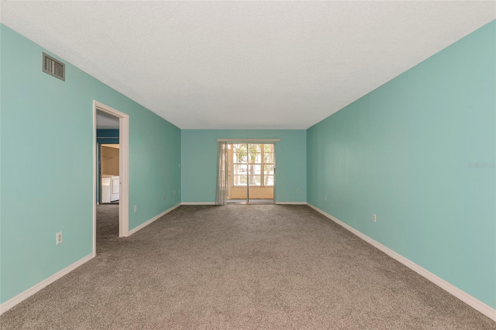 Image 3 of 44 For 3072 Lake Bayshore Drive 119