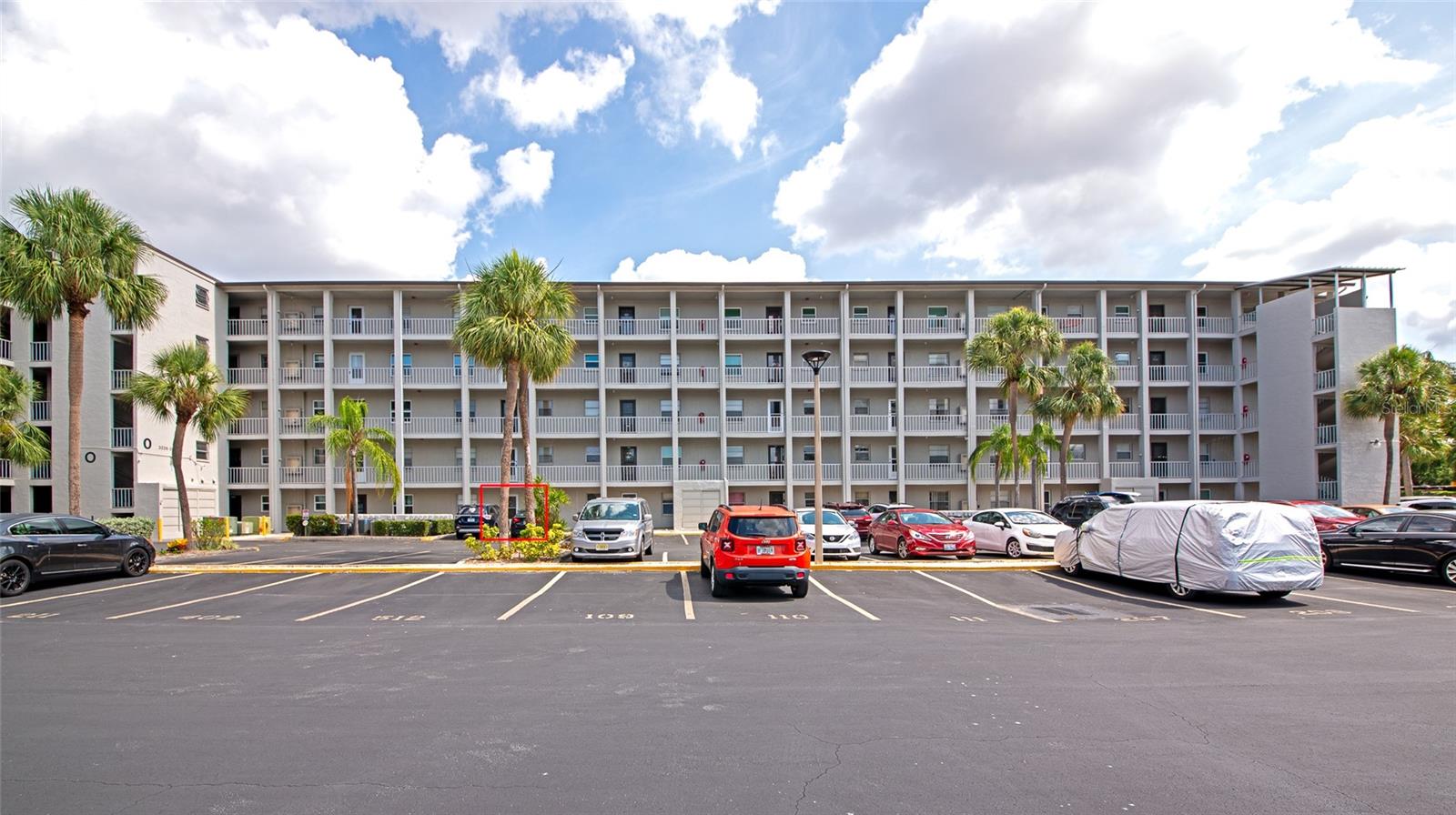 Image 42 of 44 For 3072 Lake Bayshore Drive 119