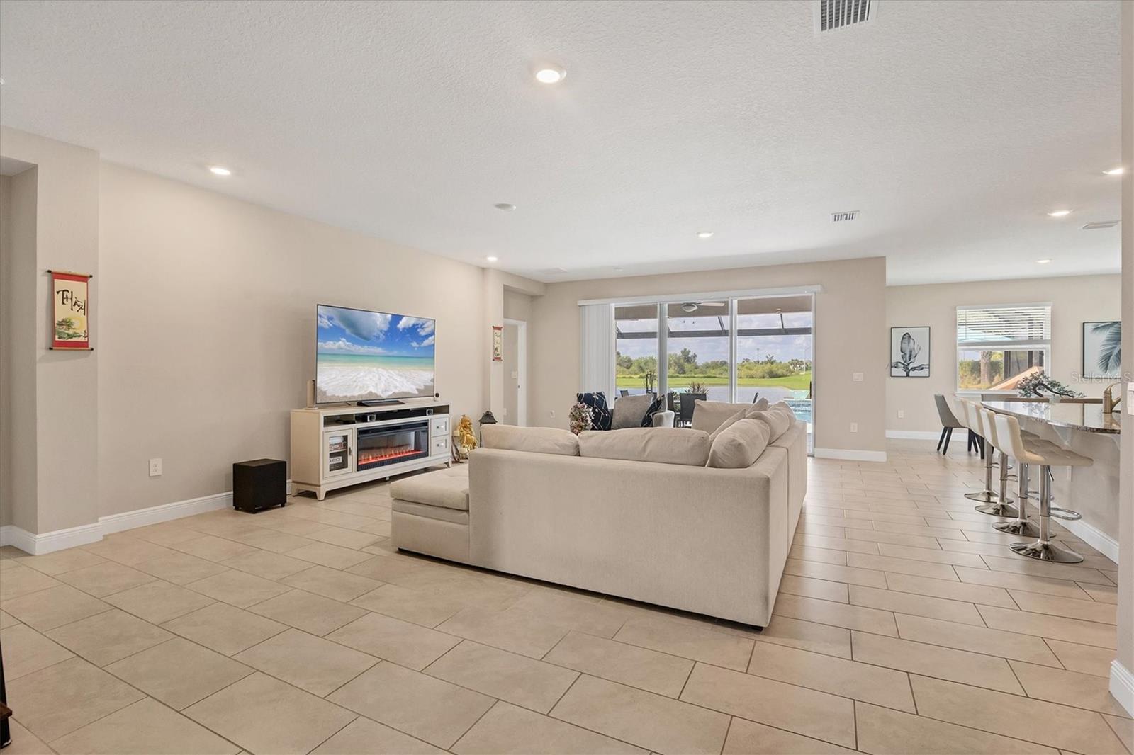Image 12 of 86 For 16606 Barnwood Place
