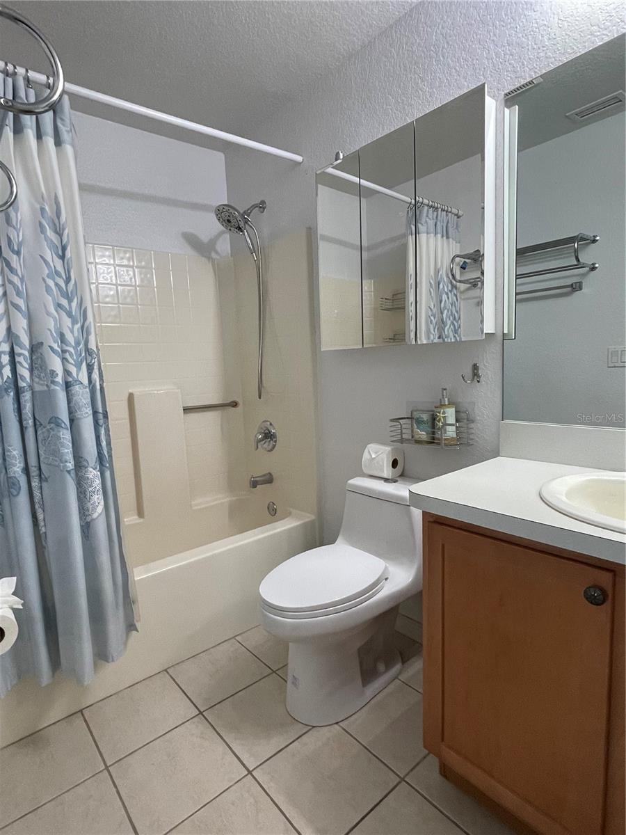 Image 14 of 15 For 2674 Auburn Boulevard