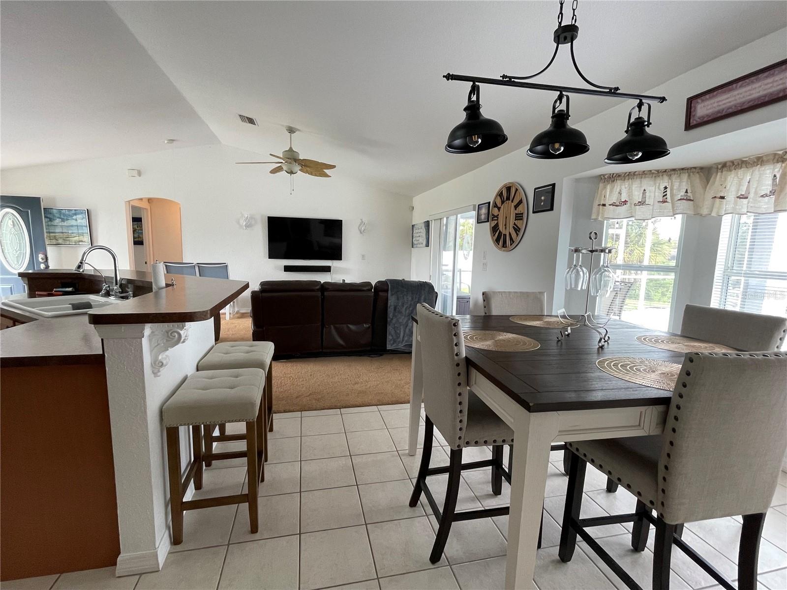 Image 9 of 15 For 2674 Auburn Boulevard