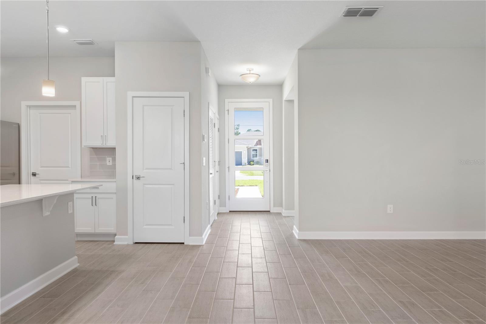 Image 4 of 27 For 18100 Poston Avenue